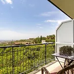 Antonio 3* Ачи Костелло