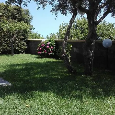 Vendégház Antonio Aci Castello