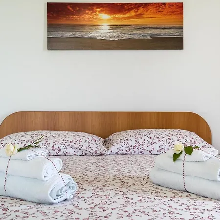 Antonio 3* Aci Castello