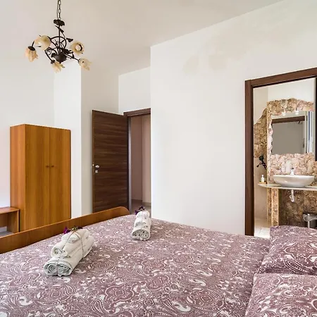 Antonio Guest house